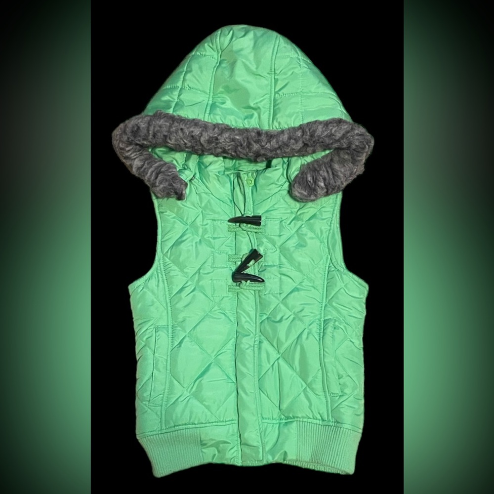 Neon Green Justice puffer vest. Used once! Size 10 girls. With the hood.